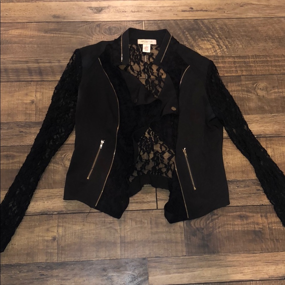 Lace jacket/blazer